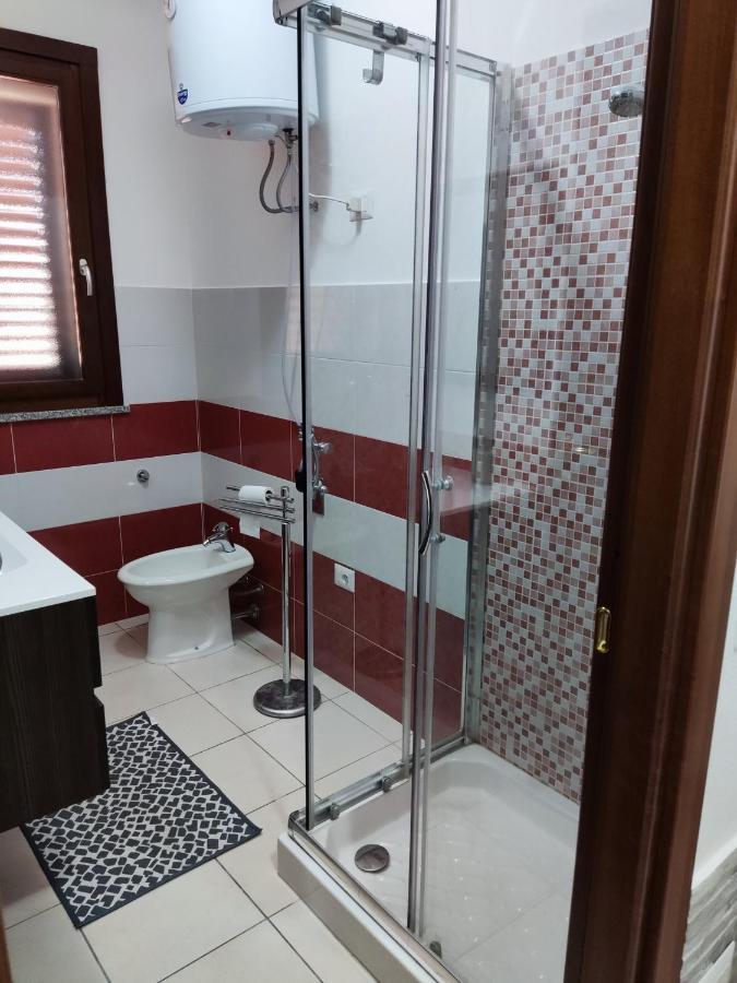Vico Stazione Apartment Uta المظهر الخارجي الصورة